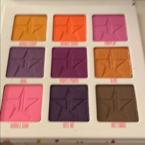Jeffree Star Makeup - Jeffree Star Mini Breaker palette Jeffree Star Makeup - Jeffree Star Mini Breaker palette
